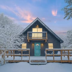 Scandi A-Frame w/Hot Tub & Sauna