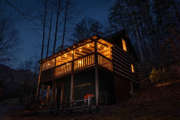 Boho Chic✴HOT TUB✴ Designer Cabin☀︎FOX BLUFF CREEK - Image 2