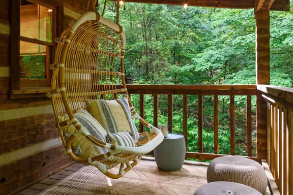 Boho Chic✴HOT TUB✴ Designer Cabin☀︎FOX BLUFF CREEK - Image 3